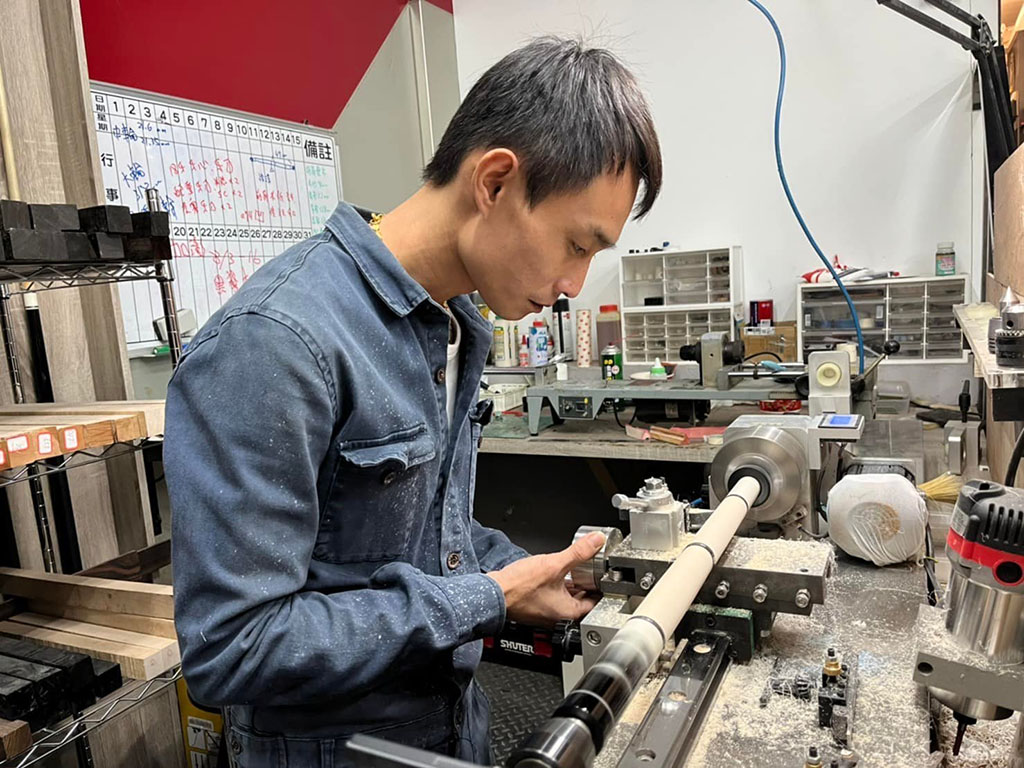 jc-cues-nhung-tac-pham-nghe-thuat-dep-nhat-tu-go-tu-nhien-02